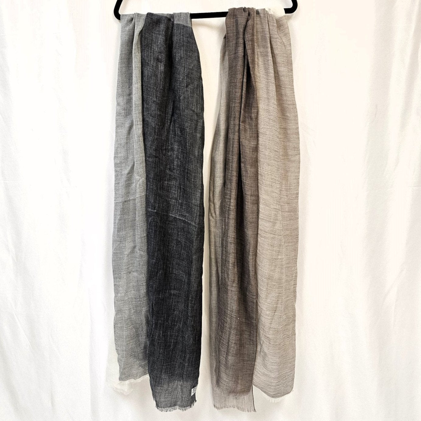 Modern Lt weight Cashmere Scarf Mocha