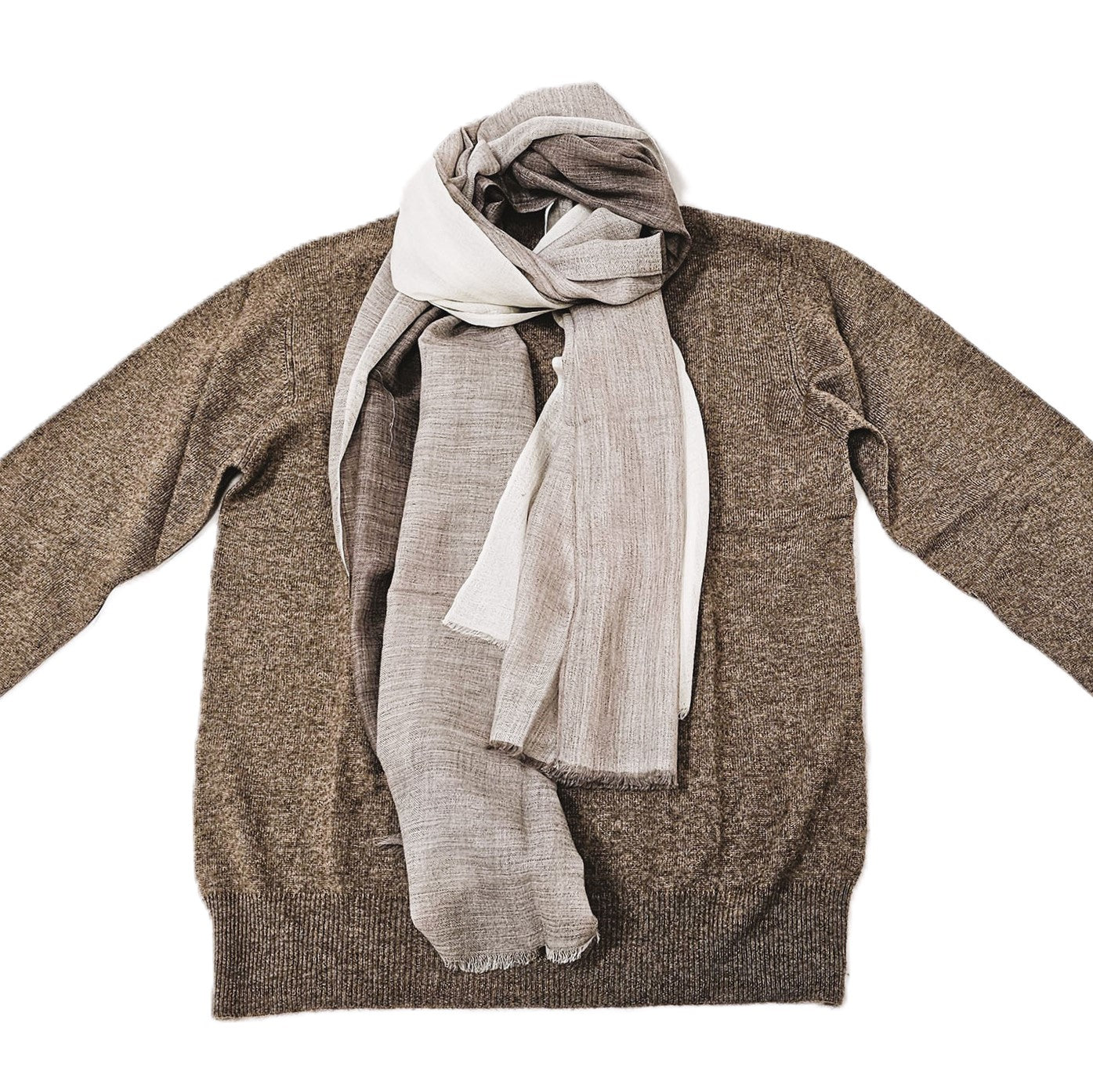 Azariah's Cashmere mock neck light sweater Mocha